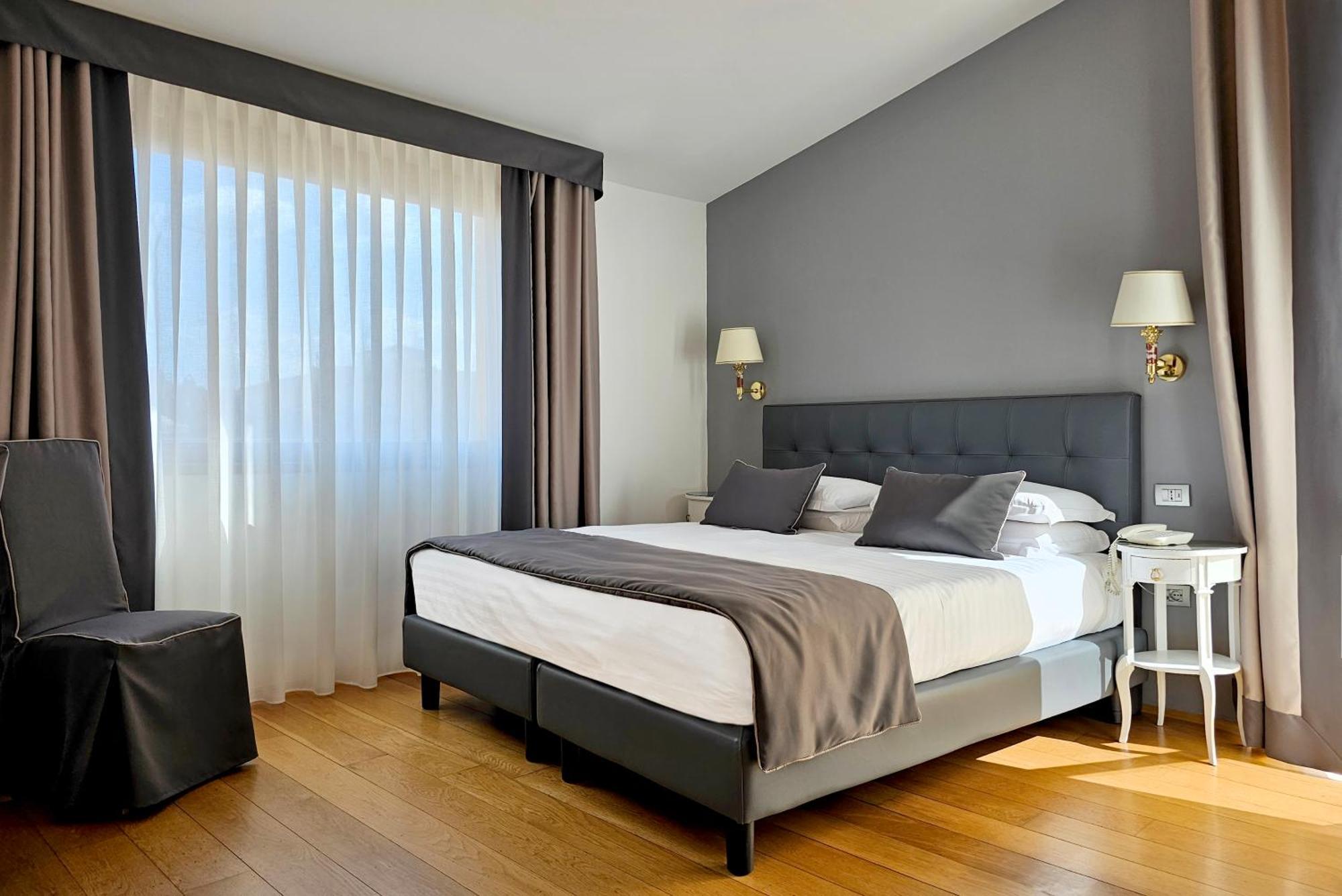 Hotel Atlantic Palace Флоренція Екстер'єр фото