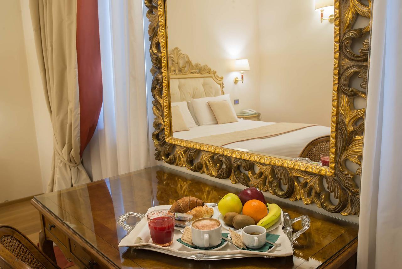 Hotel Atlantic Palace Флоренція Екстер'єр фото