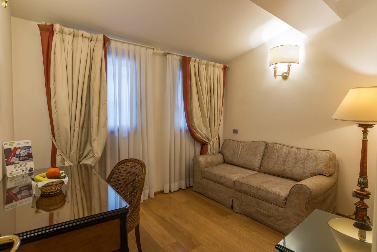 Hotel Atlantic Palace Флоренція Екстер'єр фото