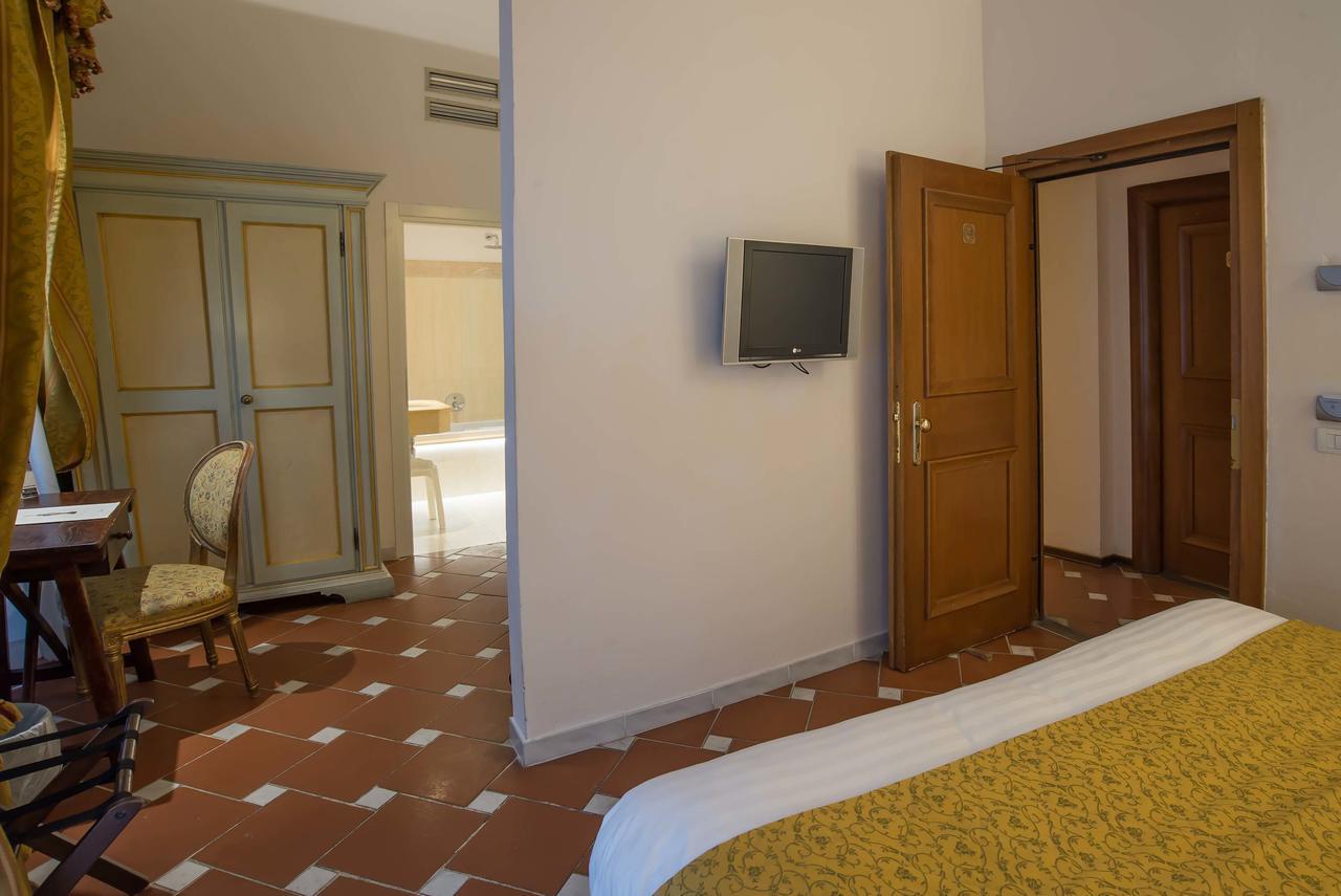 Hotel Atlantic Palace Флоренція Екстер'єр фото